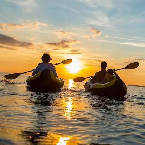 things to do near our hotel in the pas, mb